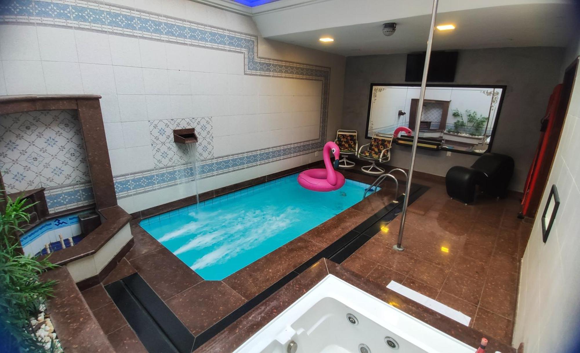 Bruhmom Motel 瓦利尼乌斯 外观 照片